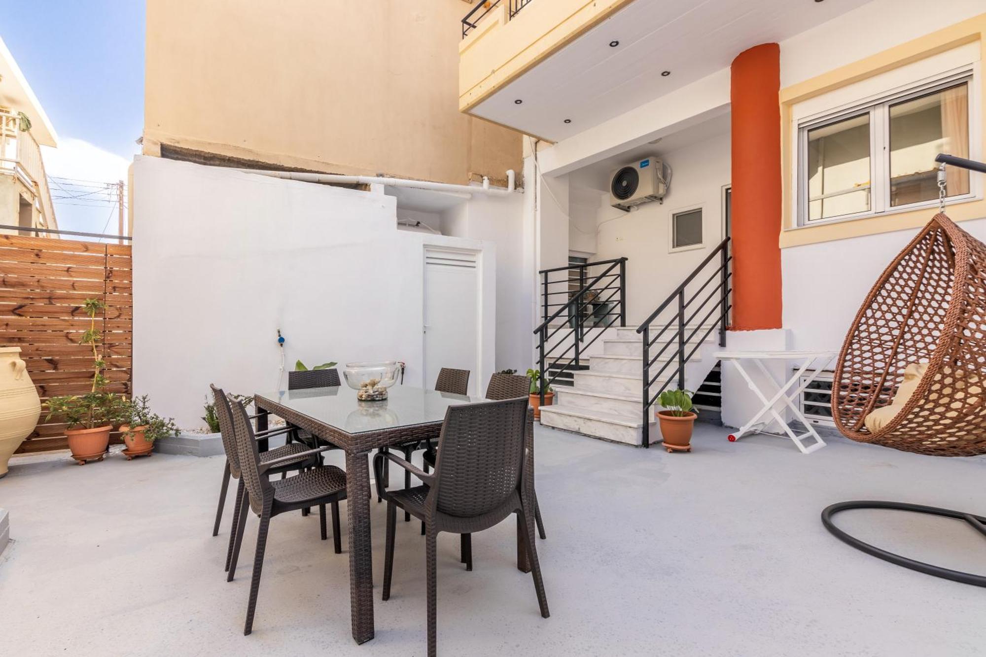 Garden Luxury Apartment Iraklio Eksteriør billede